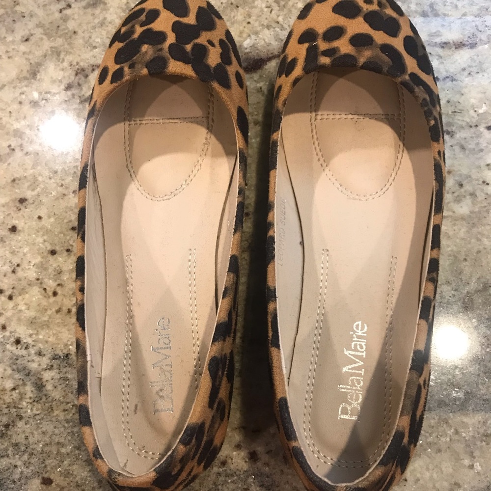 Leopard Flats Size 7